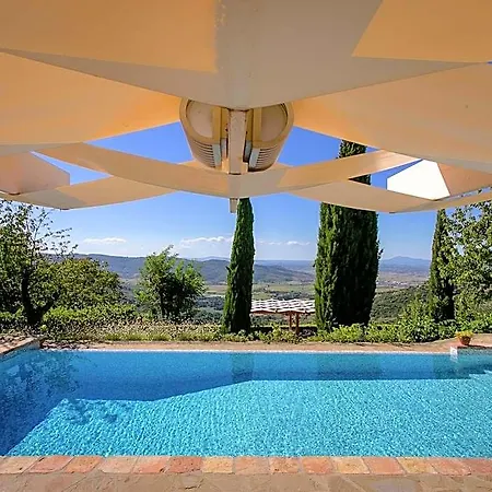 In With Pool Hill Views Cortona