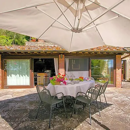 In With Pool Hill Views Cortona